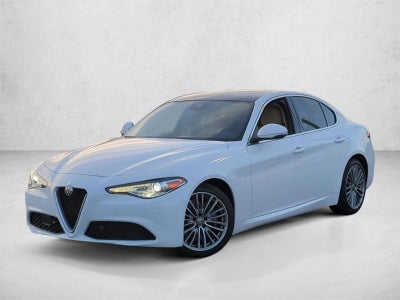 2019 Alfa Romeo Giulia Ti Lusso RWD