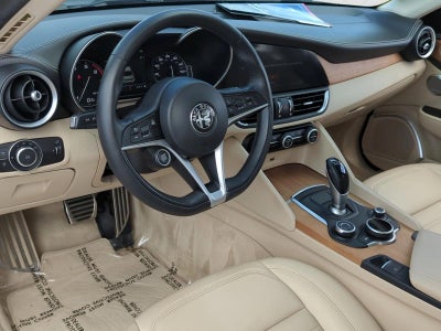 2019 Alfa Romeo Giulia Ti Lusso RWD
