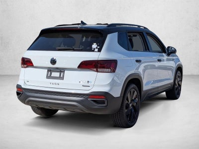 2024 Volkswagen Taos SE Black 4MOTION