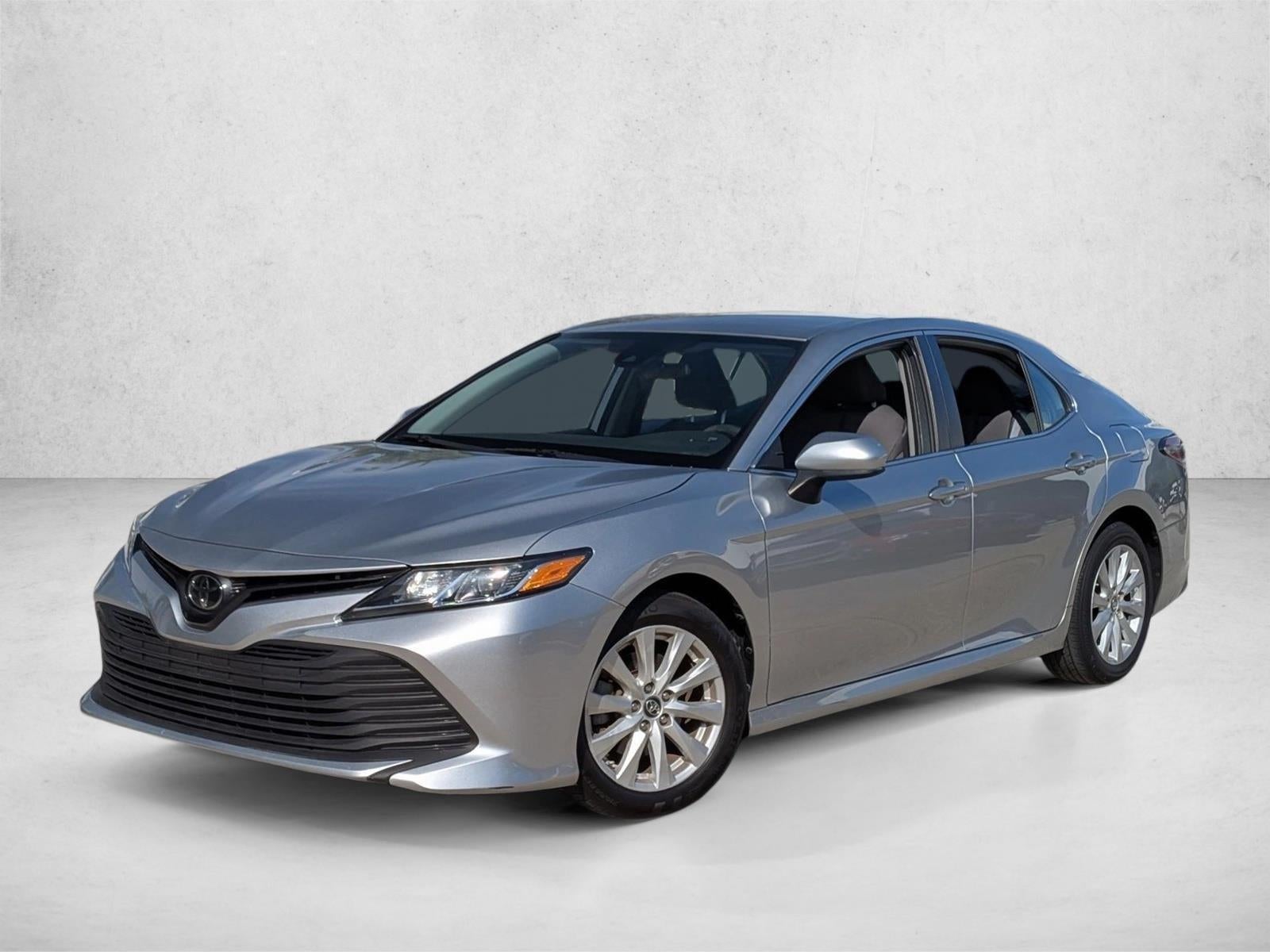 2019 Toyota Camry LE Auto (SE)