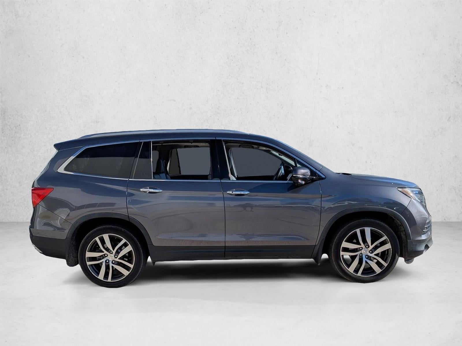 2018 Honda Pilot Touring 2WD
