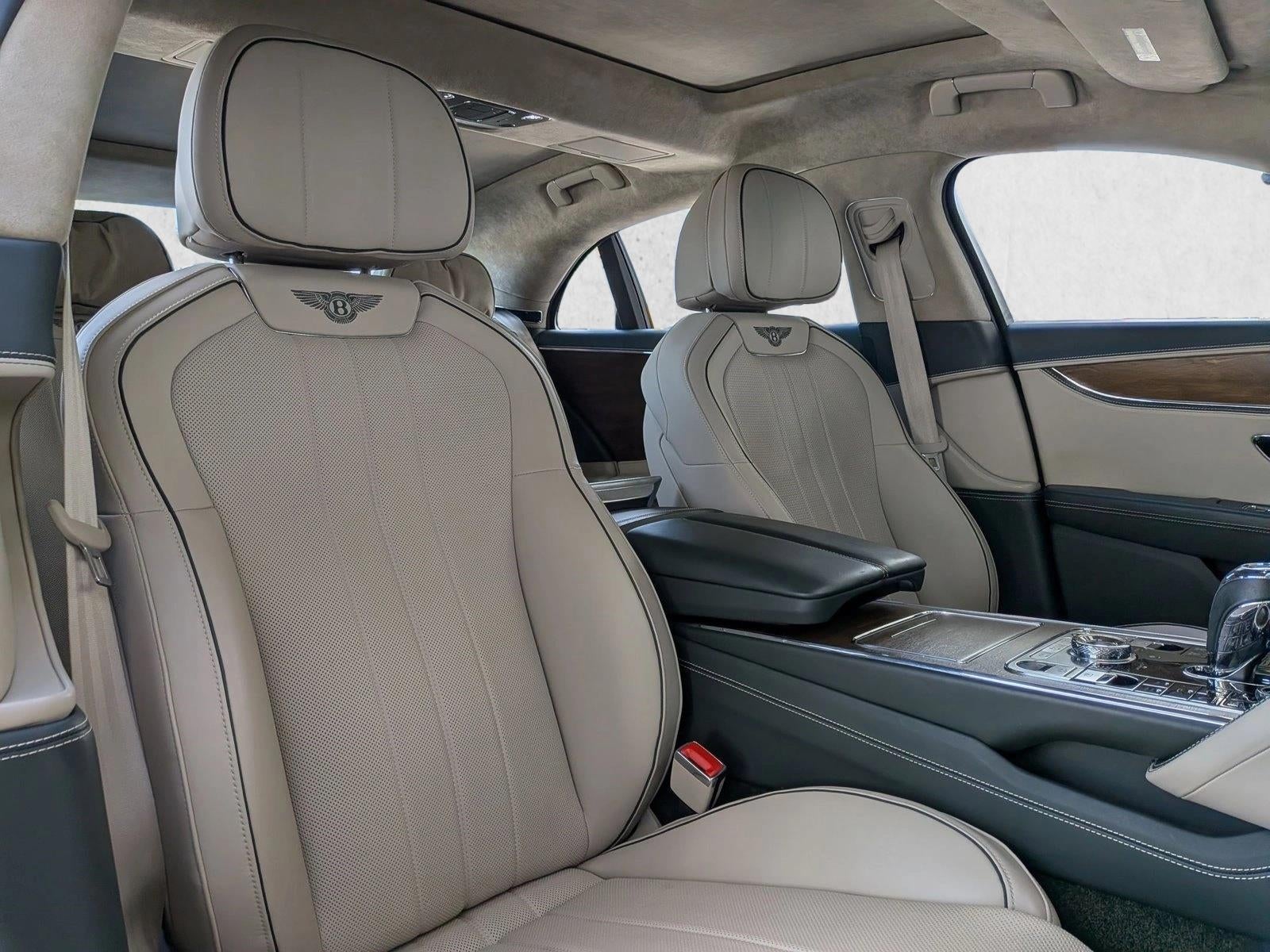 2022 Bentley Flying Spur Hybrid Sedan