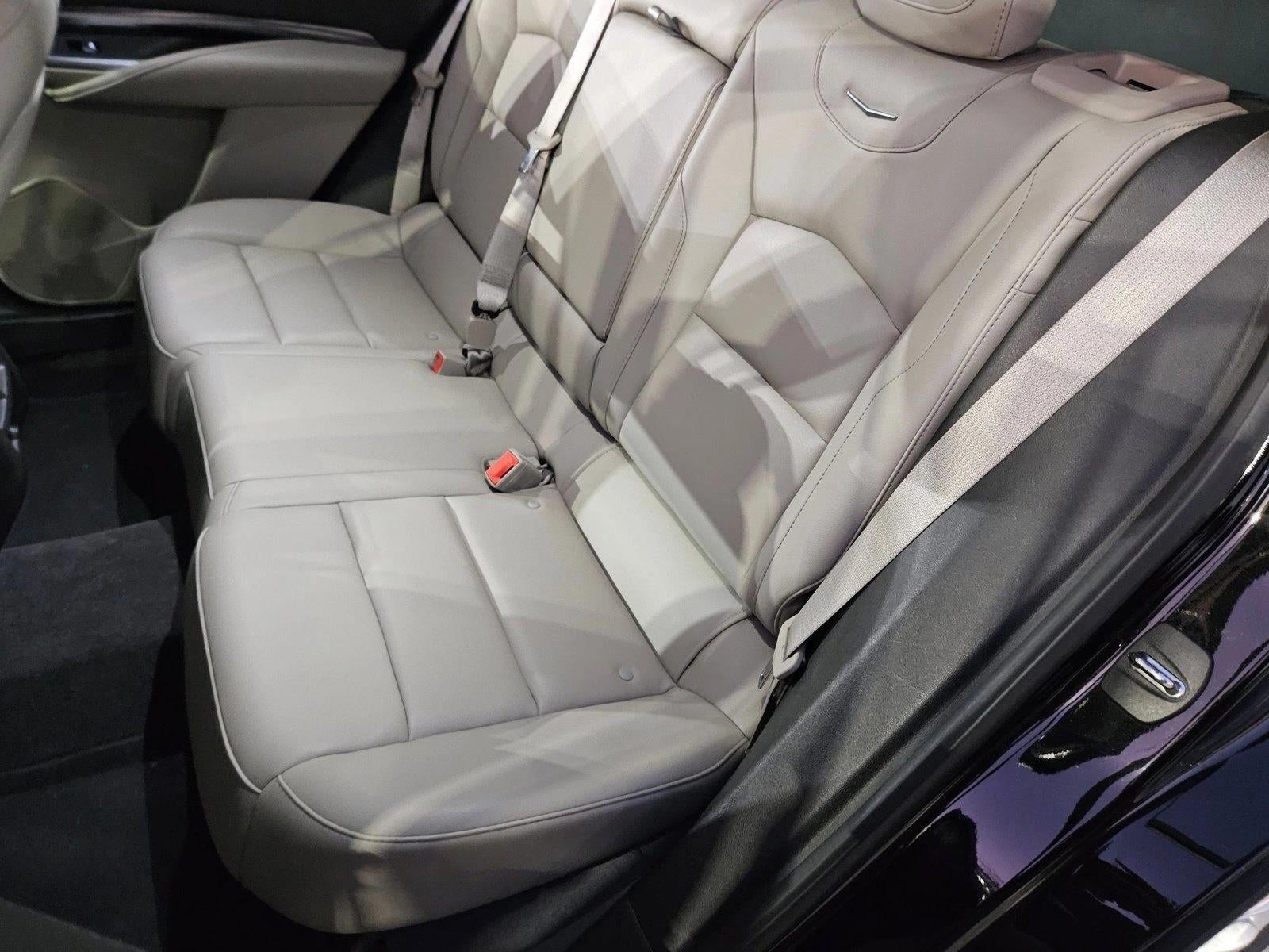 2022 Cadillac XT4 FWD 4dr Luxury