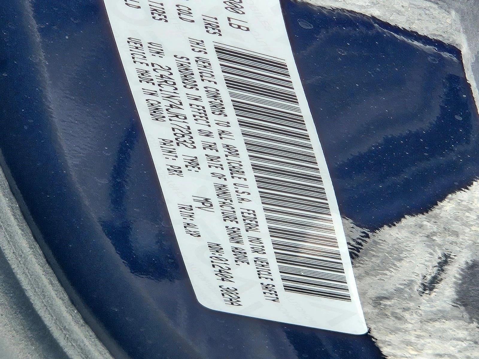 2018 Chrysler Pacifica Hybrid Limited FWD