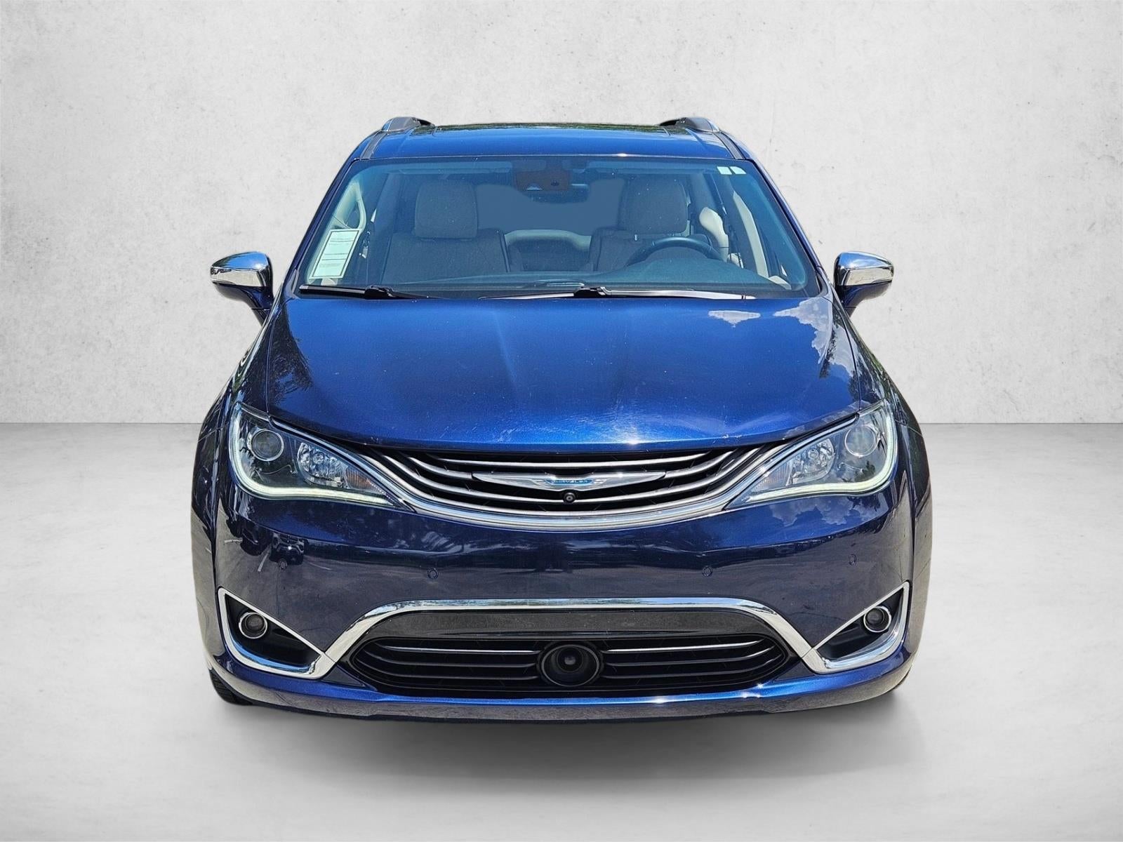 2018 Chrysler Pacifica Hybrid Limited FWD
