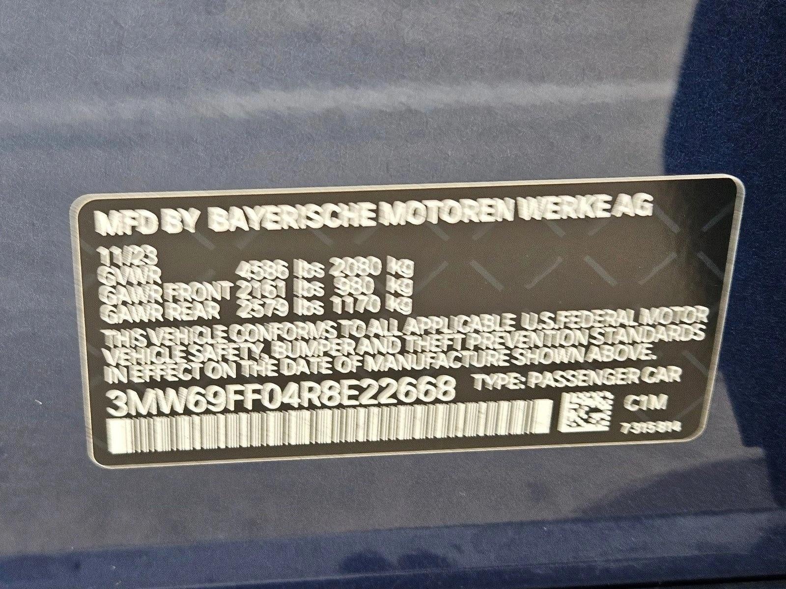 2024 BMW 330i Sedan
