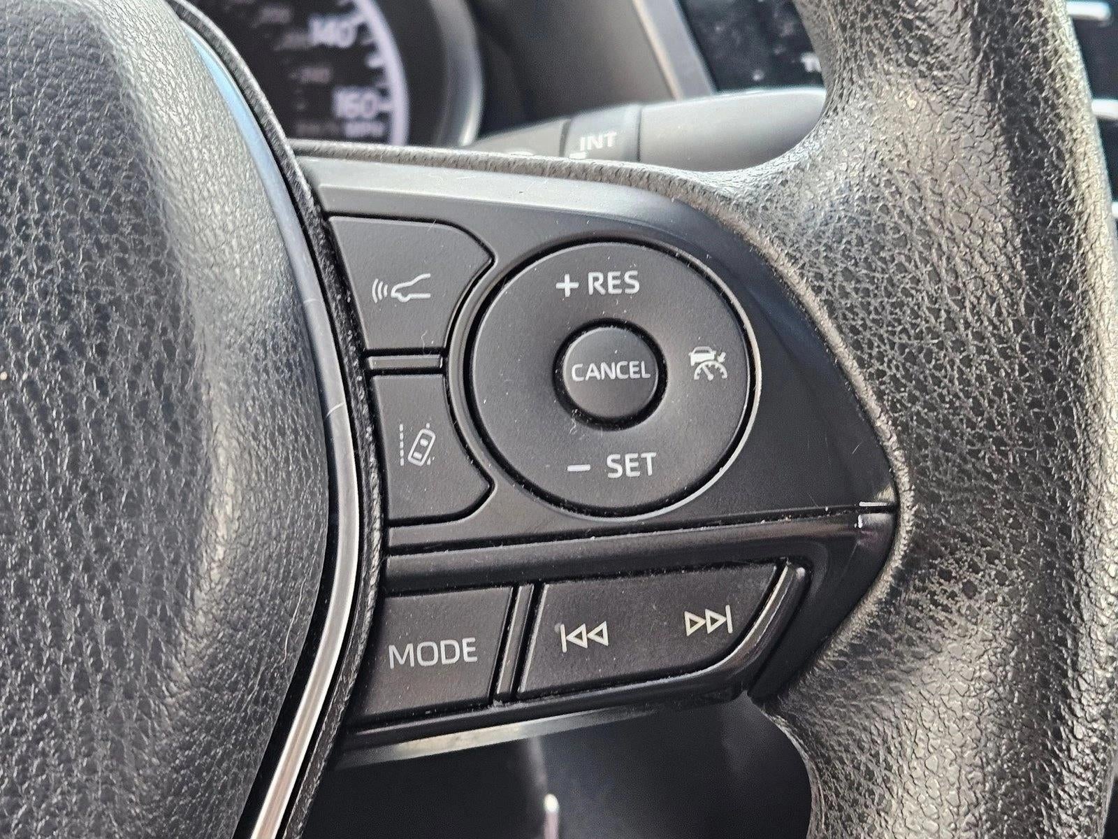 2018 Toyota Camry LE Auto (SE)