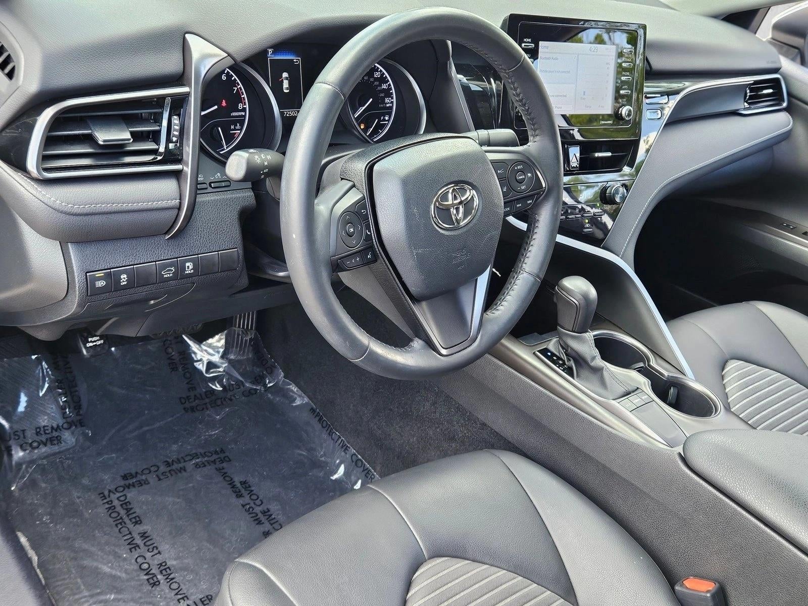 2023 Toyota Camry SE Auto (SE)