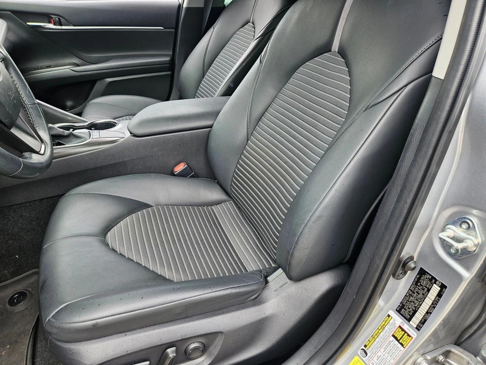 2023 Toyota Camry SE Auto (SE)