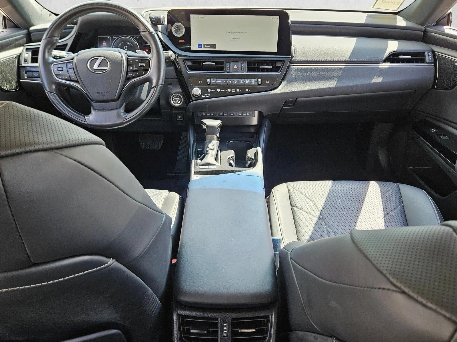 2023 Lexus ES 300h Ultra Luxury FWD