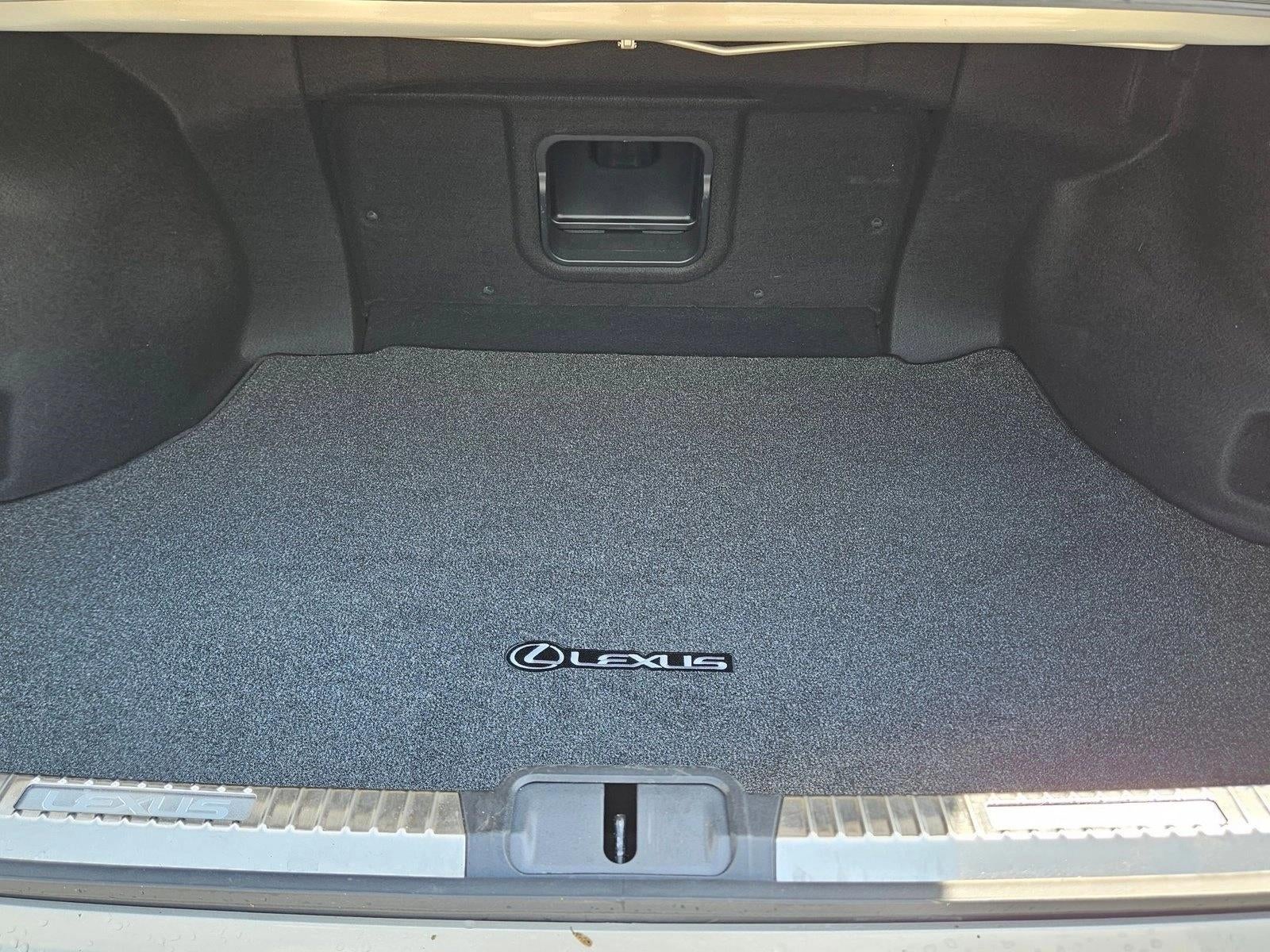 2023 Lexus ES 300h Ultra Luxury FWD