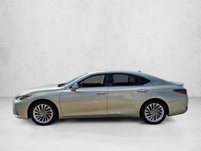 2023 Lexus ES 300h Ultra Luxury FWD