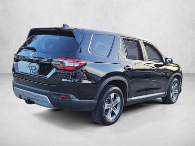 2024 Honda Pilot EX-L 8 Passenger AWD