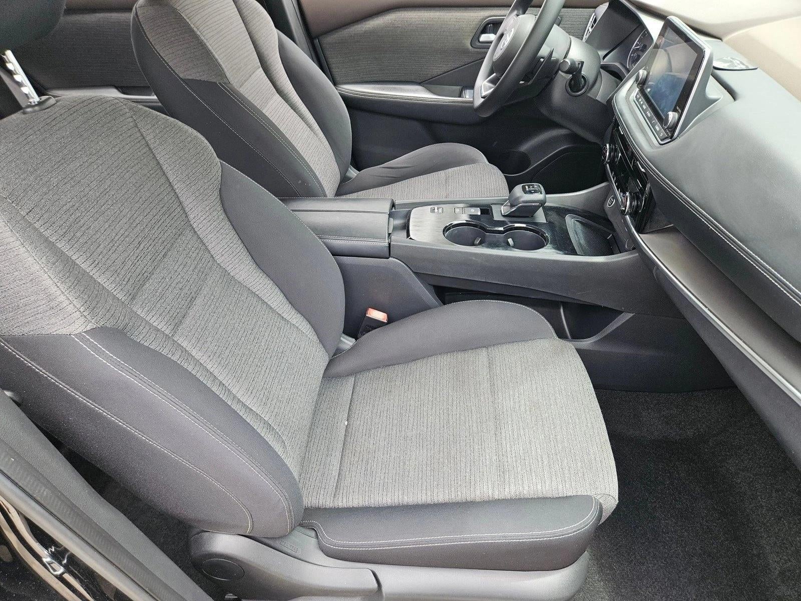 2021 Nissan Rogue FWD SV