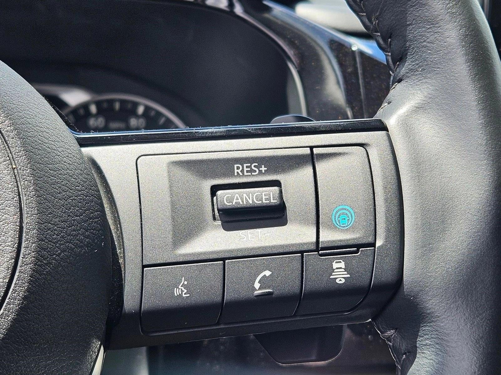 2024 Nissan Pathfinder SL 2WD
