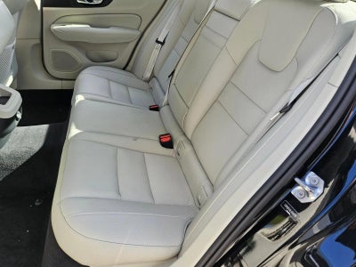 2020 Volvo S60 T5 FWD Momentum