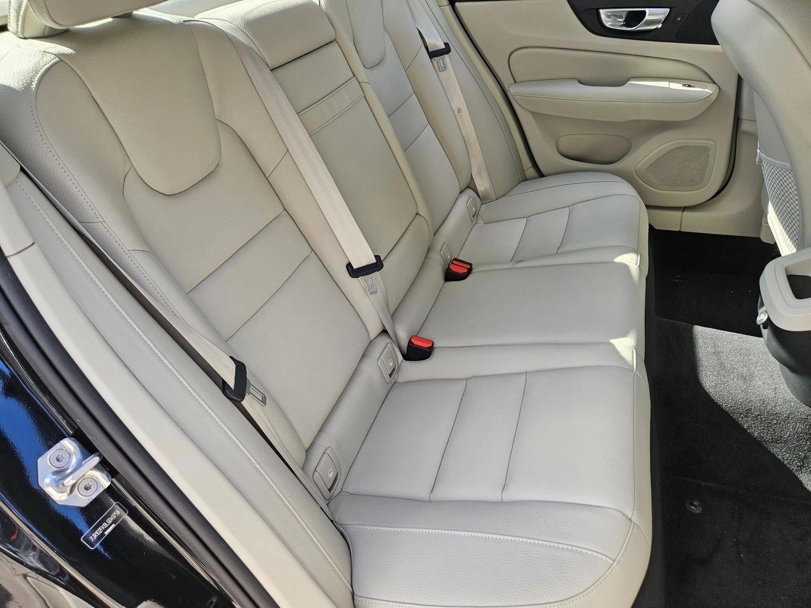 2020 Volvo S60 T5 FWD Momentum