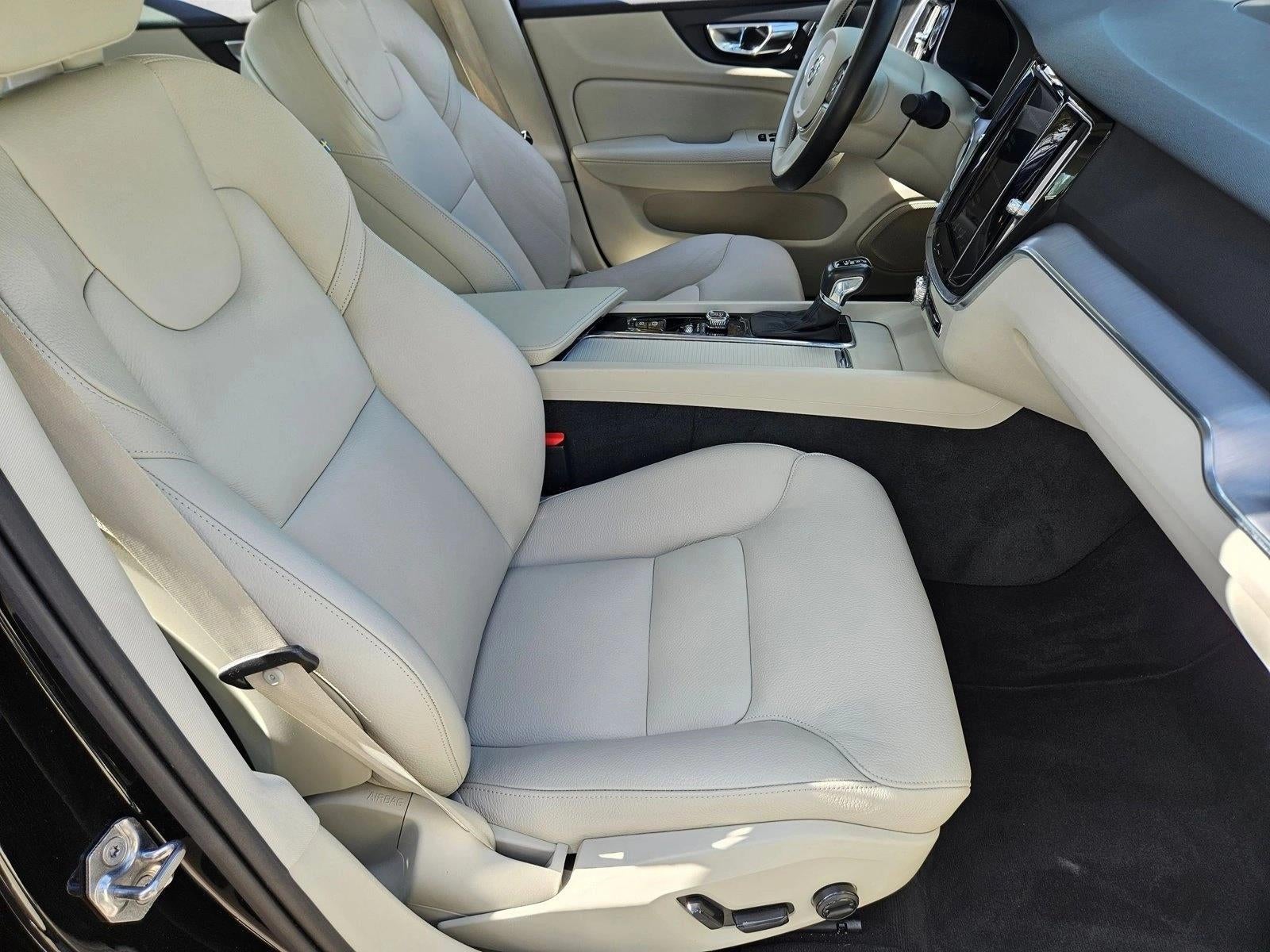 2020 Volvo S60 T5 FWD Momentum