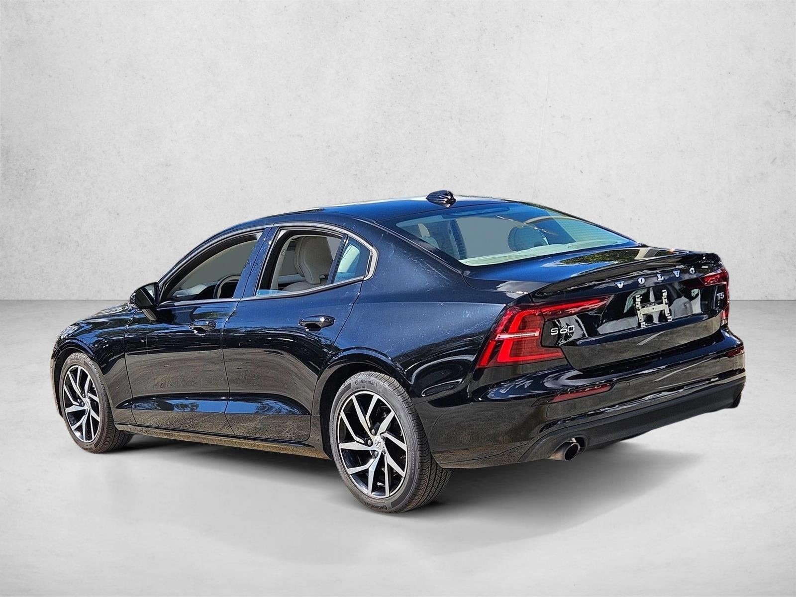 2020 Volvo S60 T5 FWD Momentum