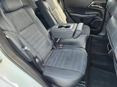 2023 Mitsubishi Outlander SE Special Edition FWD