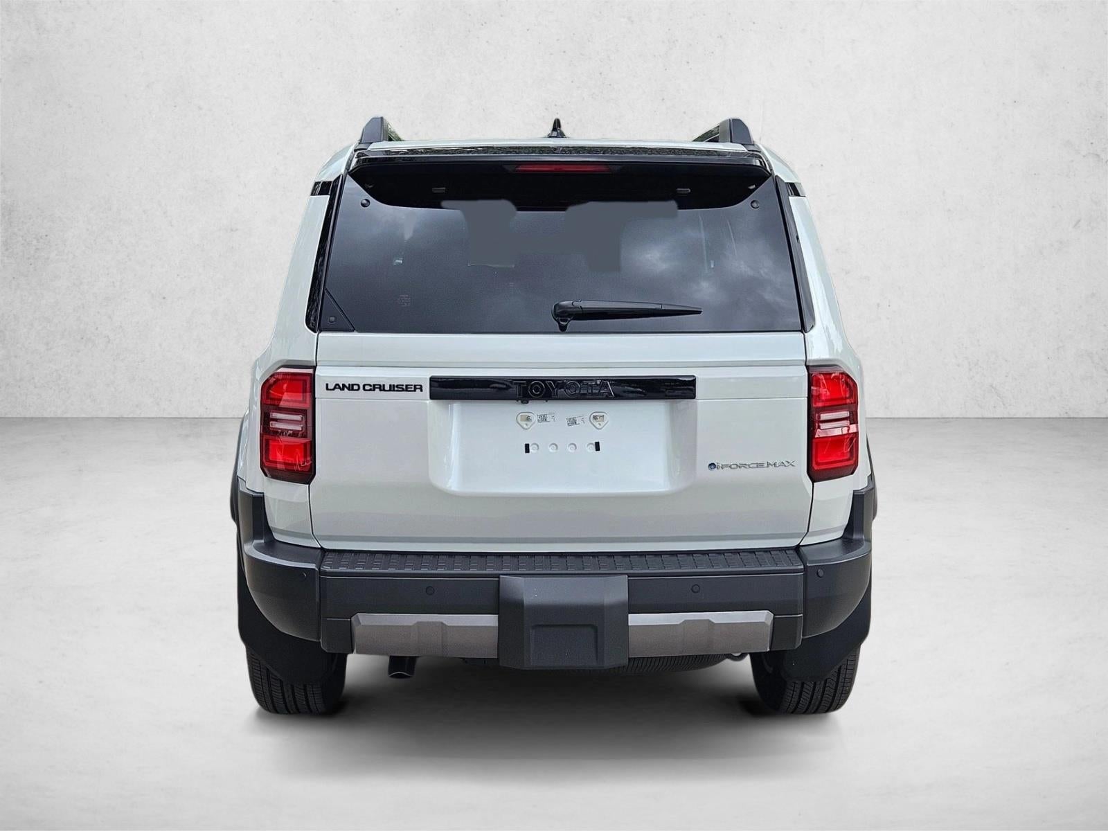 2026 Toyota Land Cruiser 4WD (Natl)