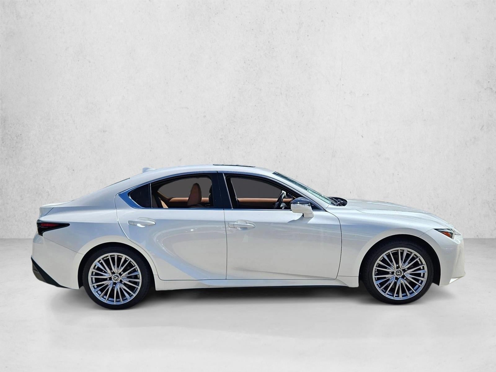 2022 Lexus IS 300 AWD