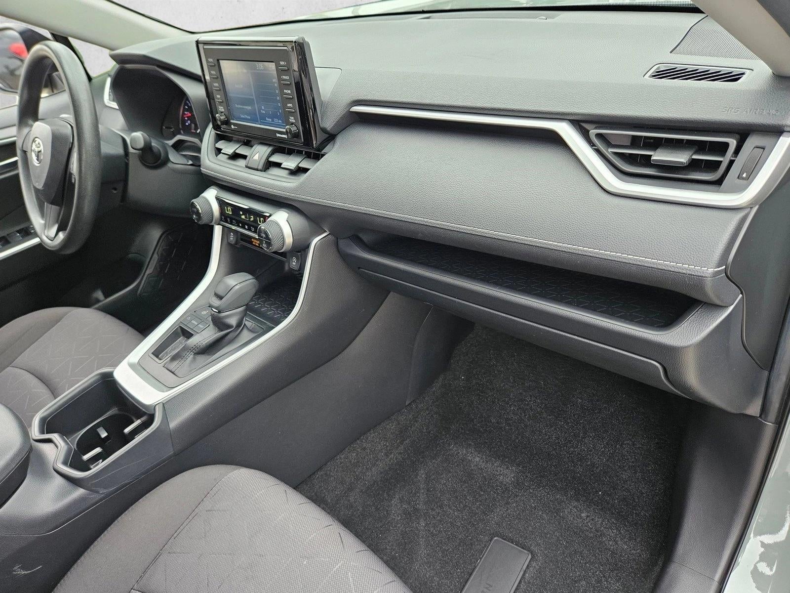 2022 Toyota RAV4 XLE FWD (GS)