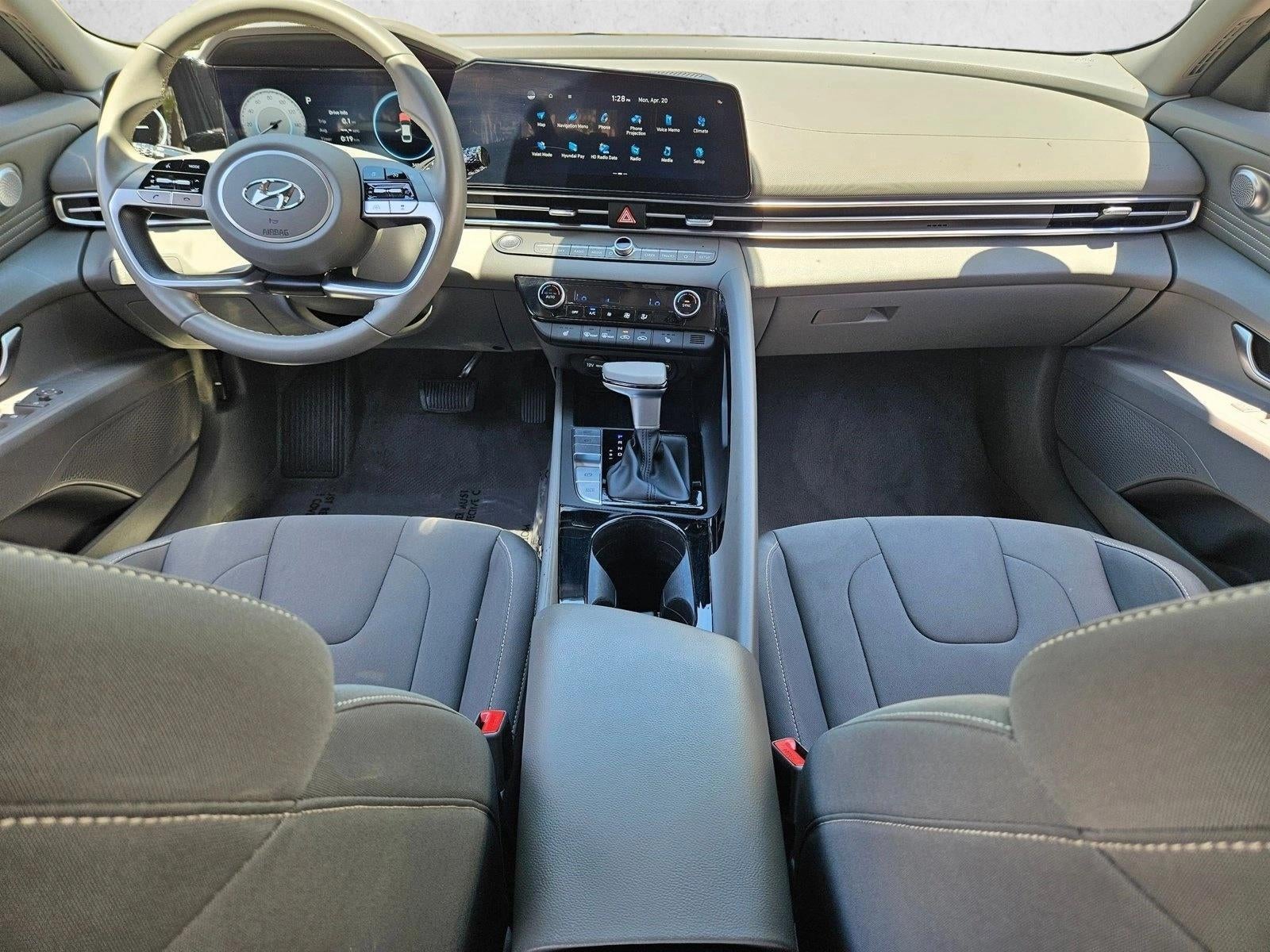 2023 Hyundai ELANTRA SEL IVT