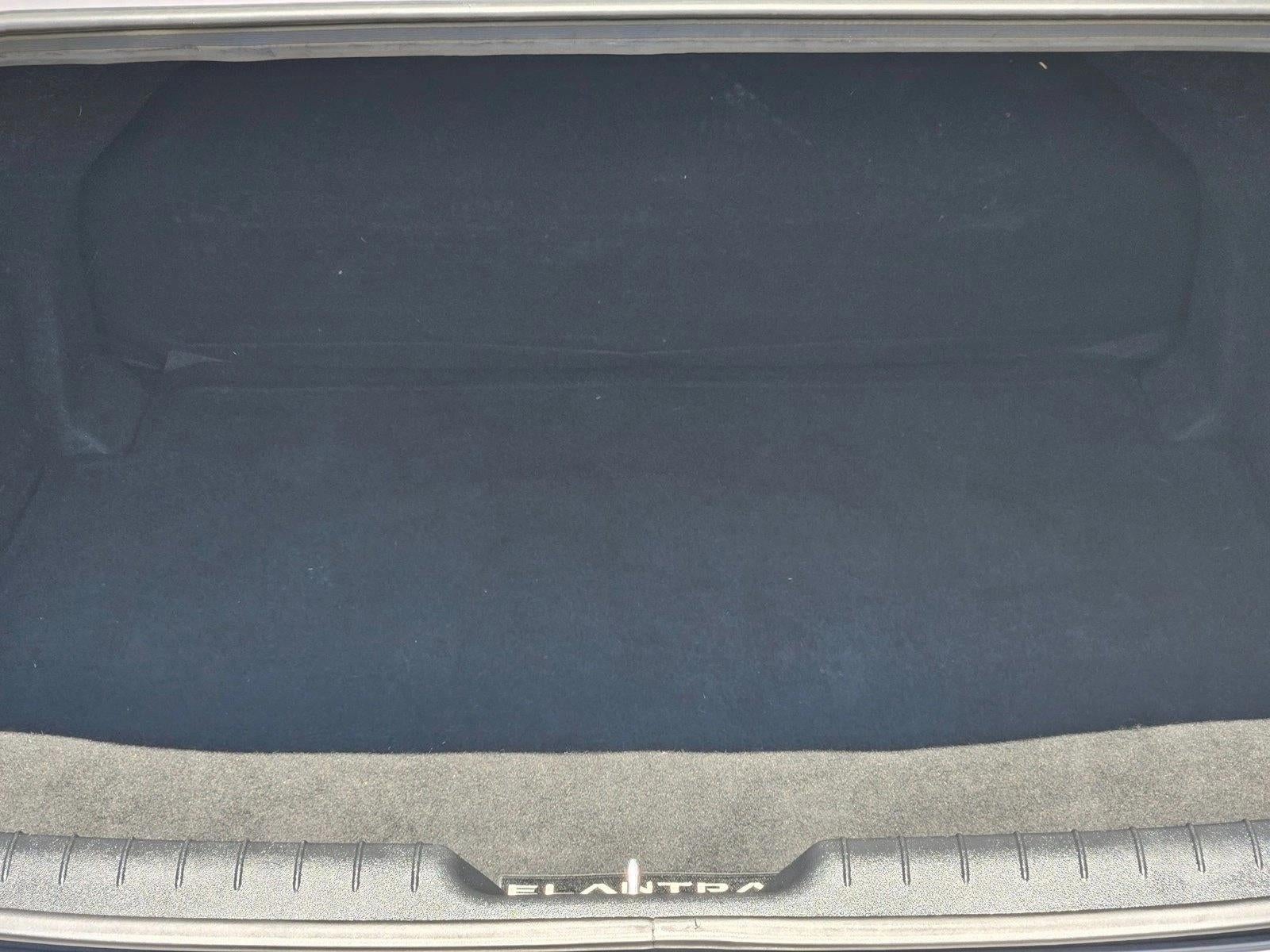 2023 Hyundai ELANTRA SEL IVT