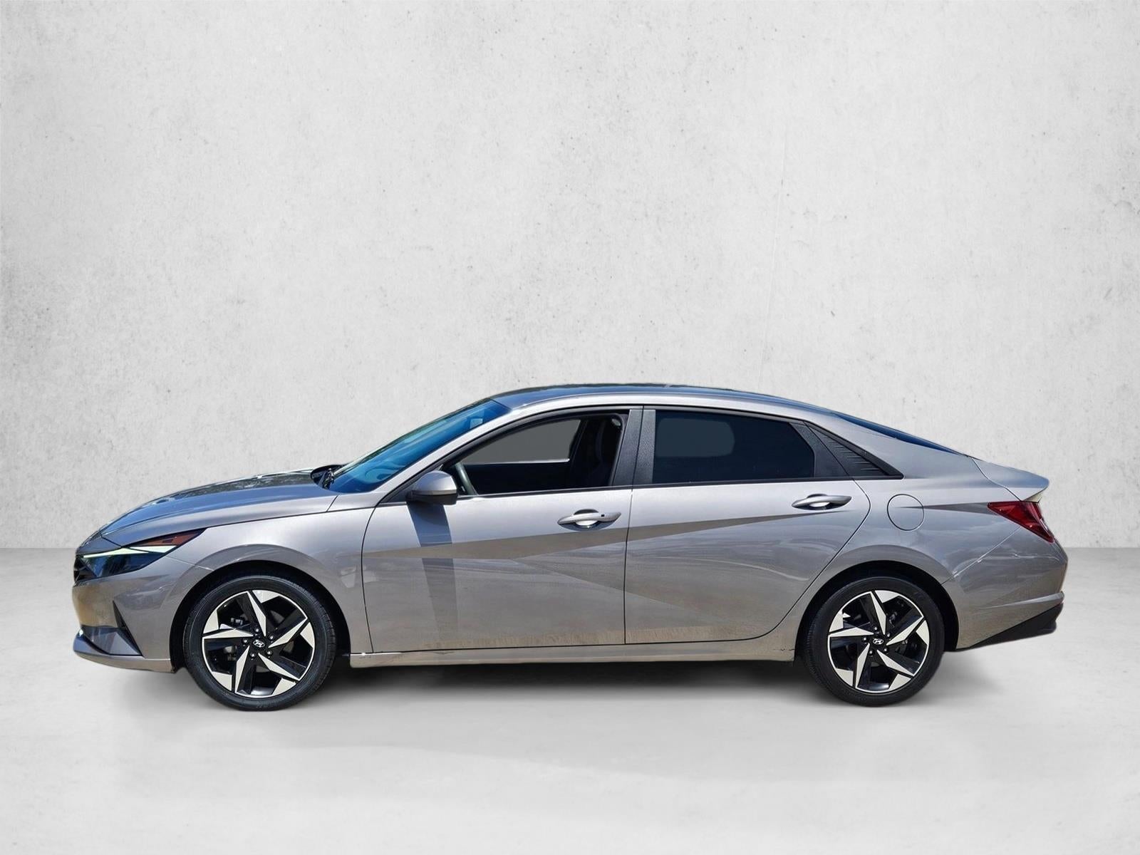 2023 Hyundai ELANTRA SEL IVT