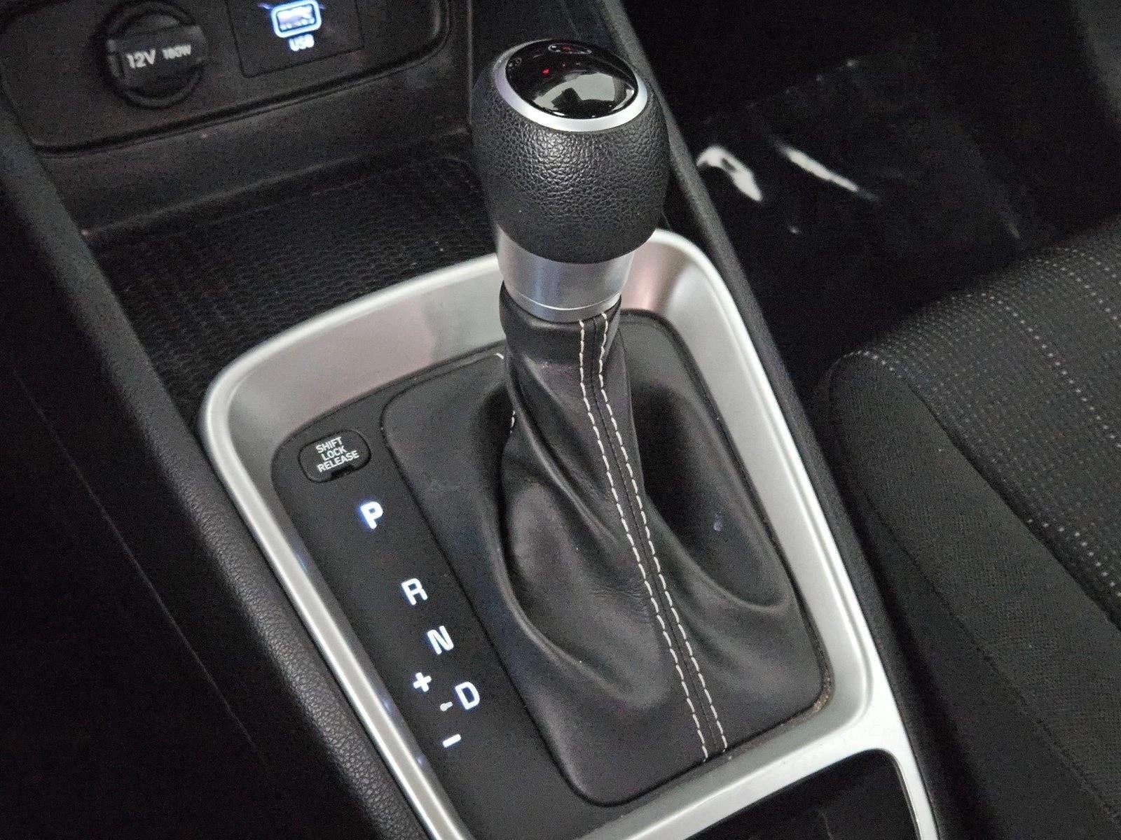 2021 Hyundai VENUE SE IVT