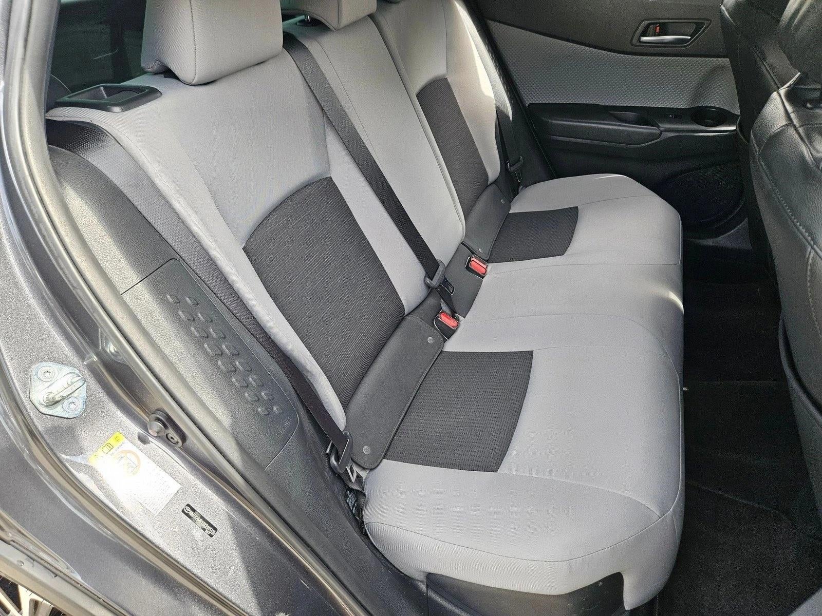 2019 Toyota C-HR XLE FWD (Natl)