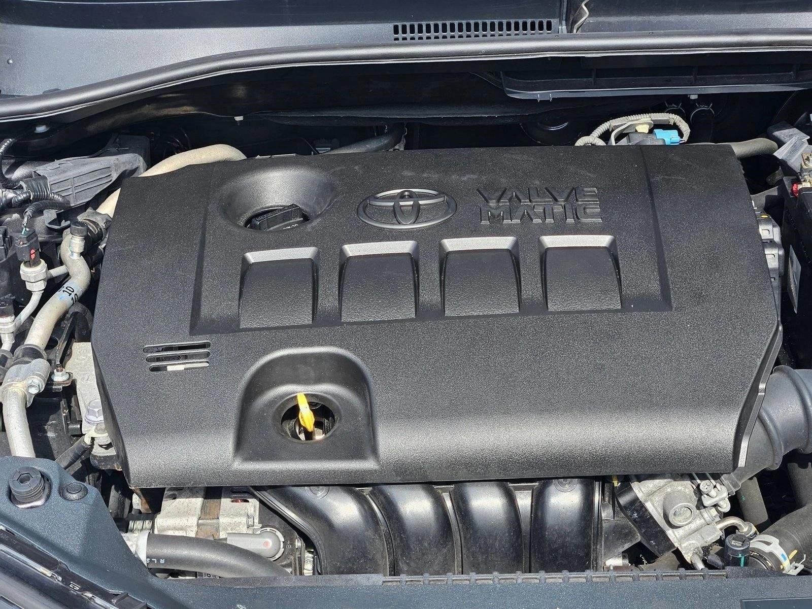 2019 Toyota C-HR XLE FWD (Natl)