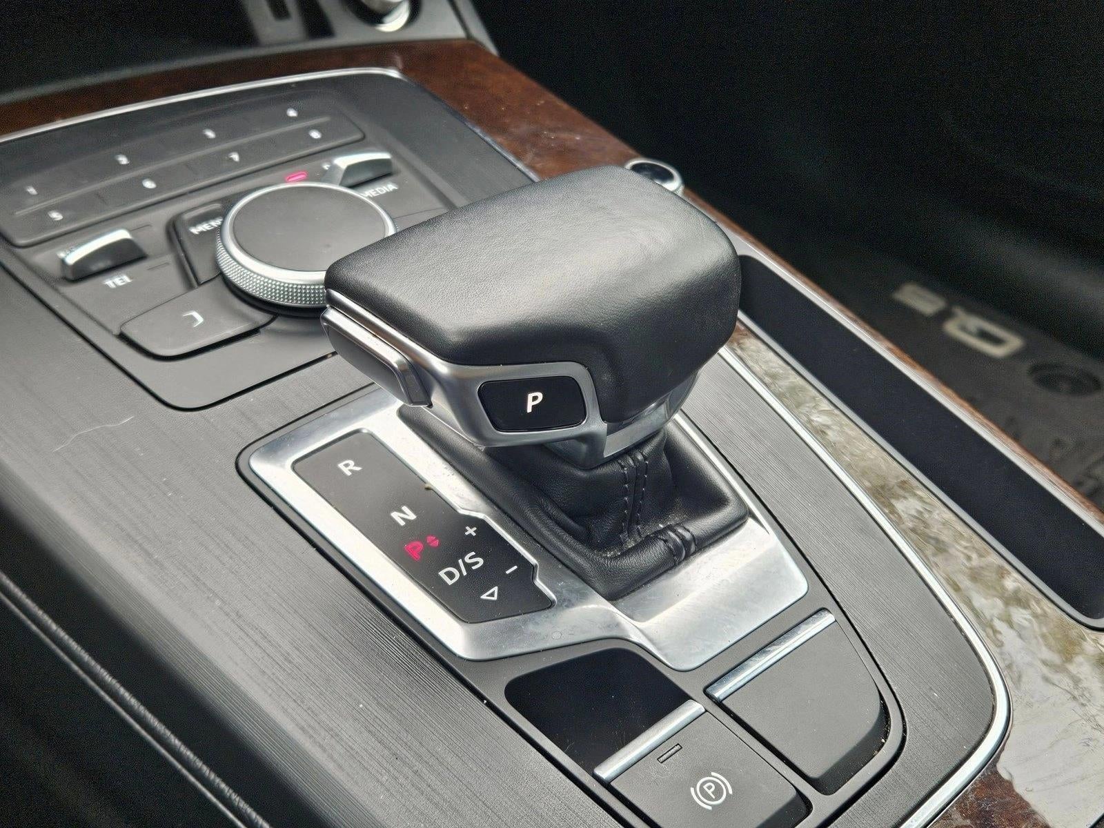 2020 Audi Q5 Premium 45 TFSI quattro