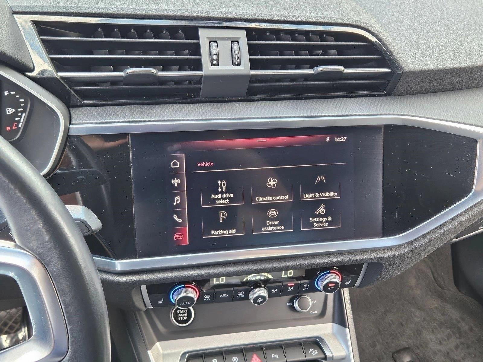 2021 Audi Q3 Premium 40 TFSI quattro