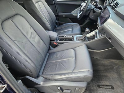 2021 Audi Q3 Premium 40 TFSI quattro