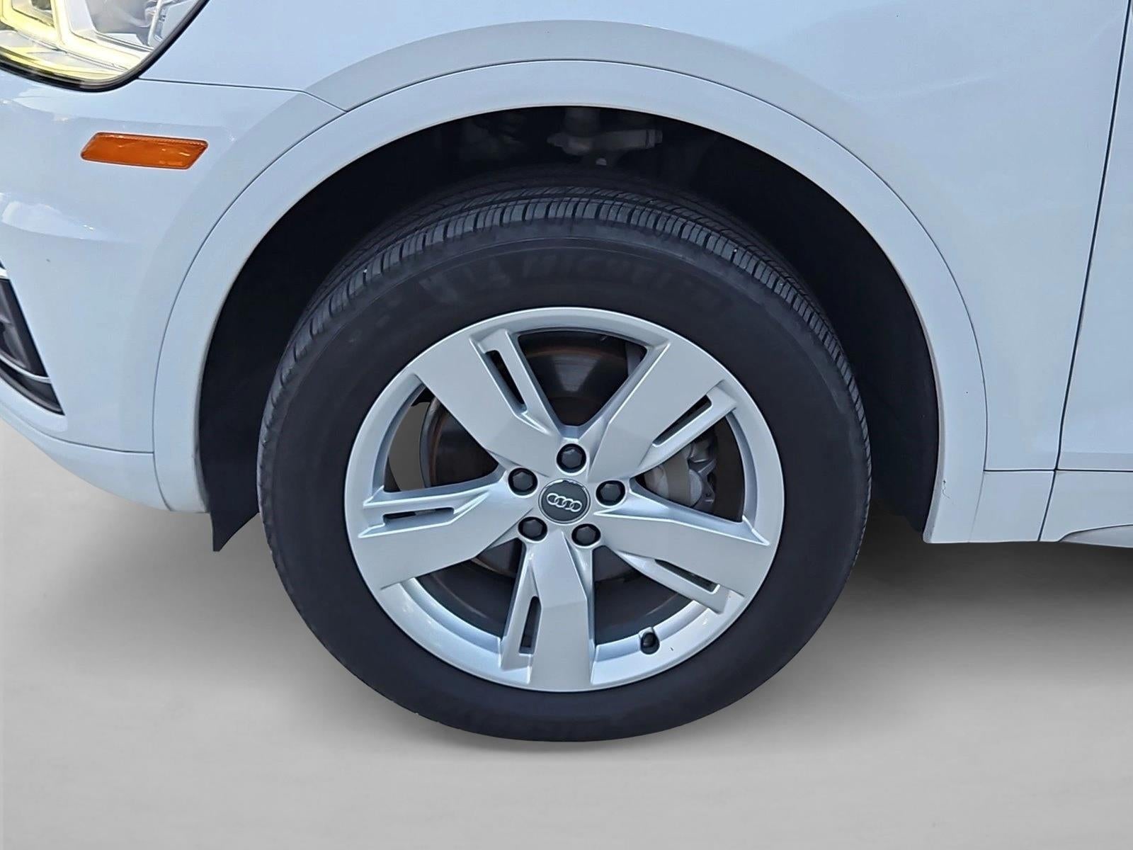 2019 Audi Q5 Premium Plus 45 TFSI quattro