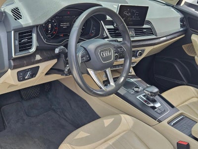 2019 Audi Q5 Premium Plus 45 TFSI quattro