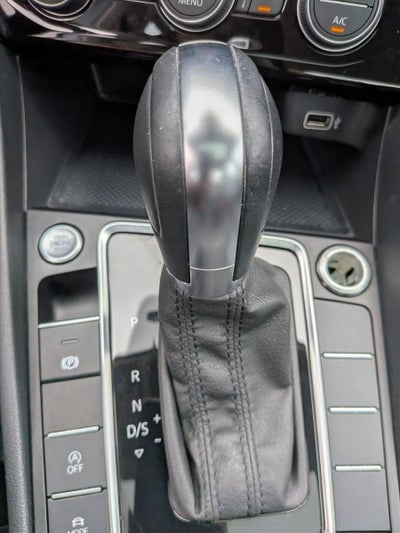 2019 Volkswagen Jetta SEL Premium Auto w/SULEV *Ltd Avail*