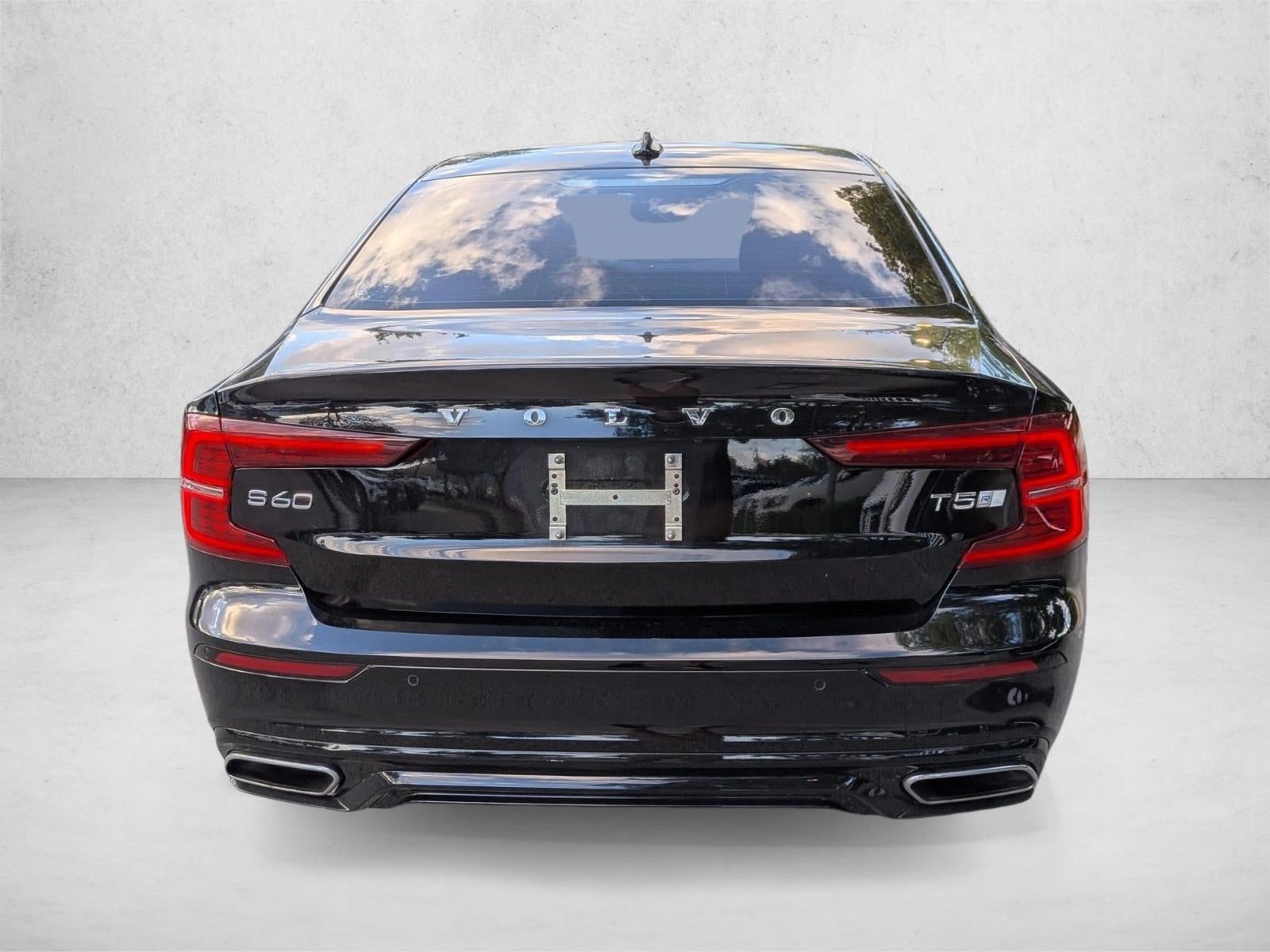 2020 Volvo S60 T5 FWD R-Design