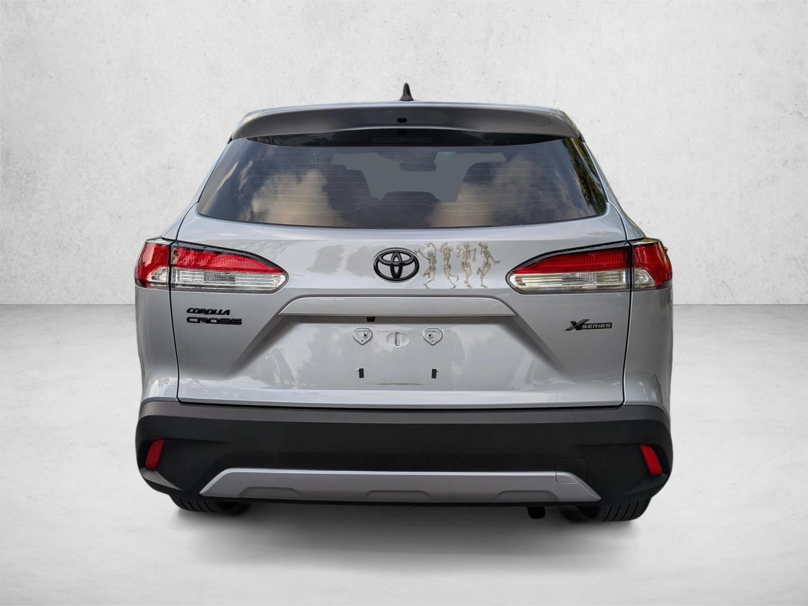 2025 Toyota Corolla Cross L 2WD (Natl)