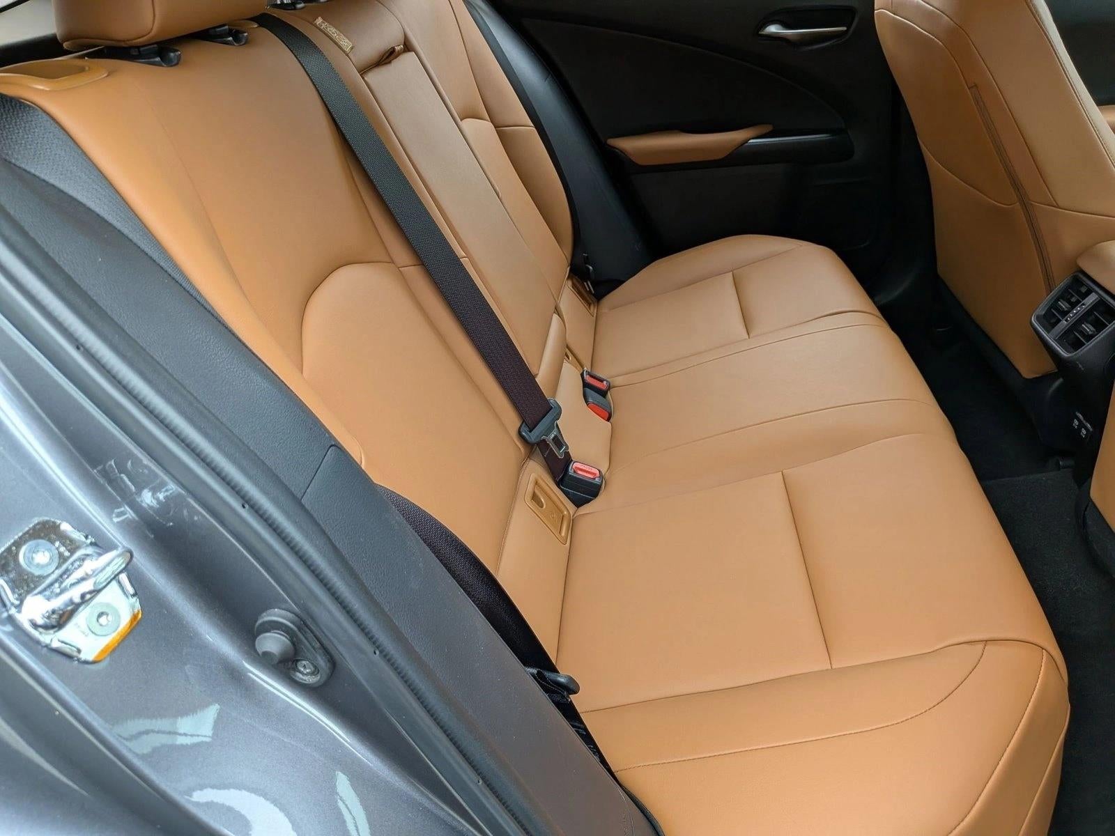 2019 Lexus UX 200 FWD