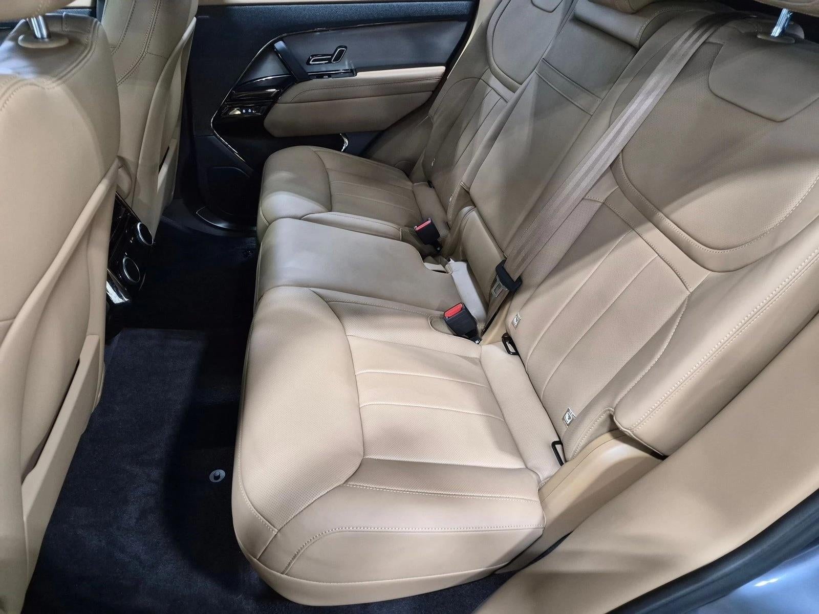 2024 Land Rover Range Rover Sport P360 SE