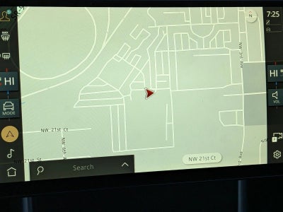 2025 Land Rover Range Rover P400 SE LWB 7 Seat