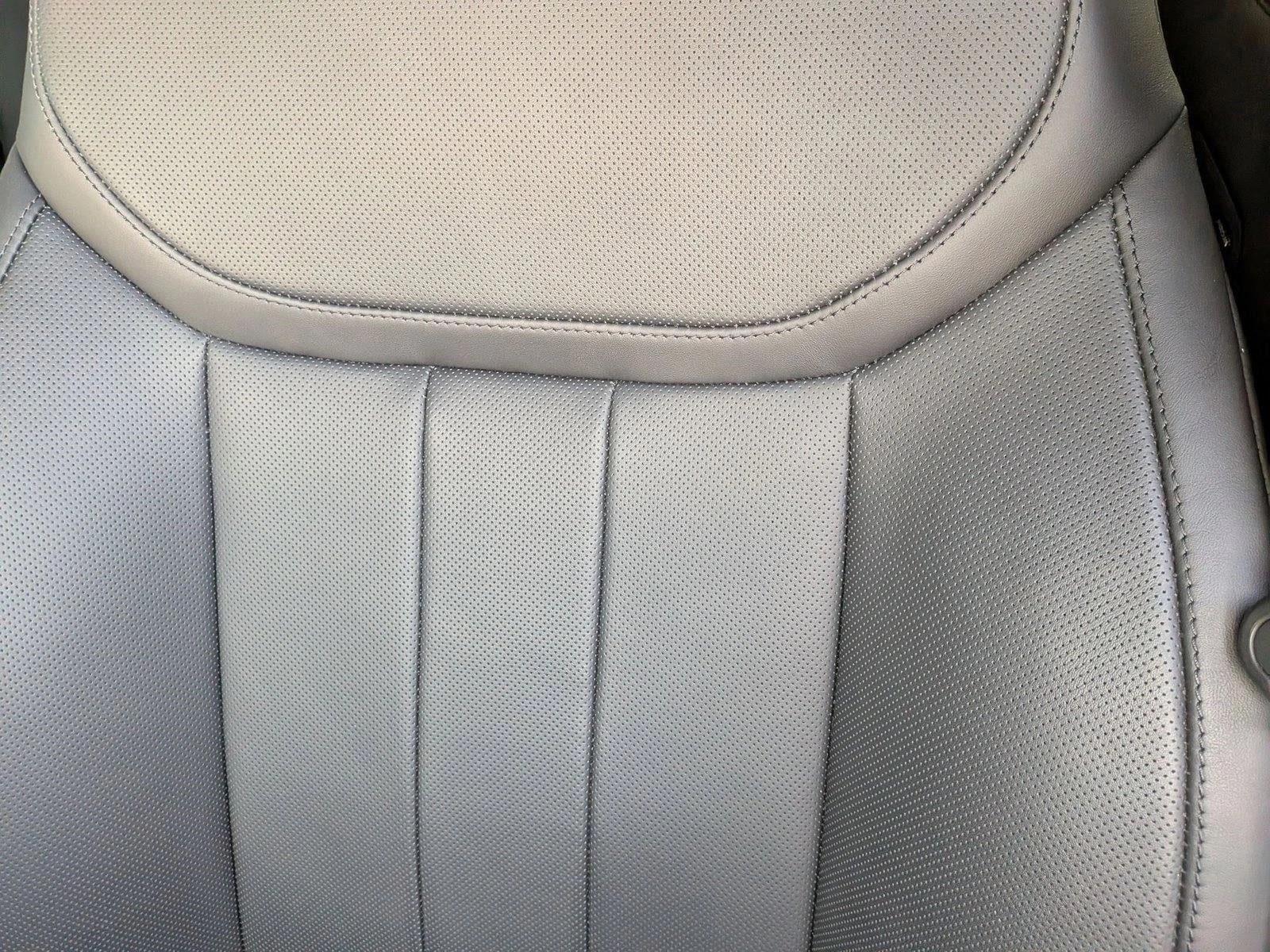 2025 Land Rover Range Rover P400 SE LWB 7 Seat