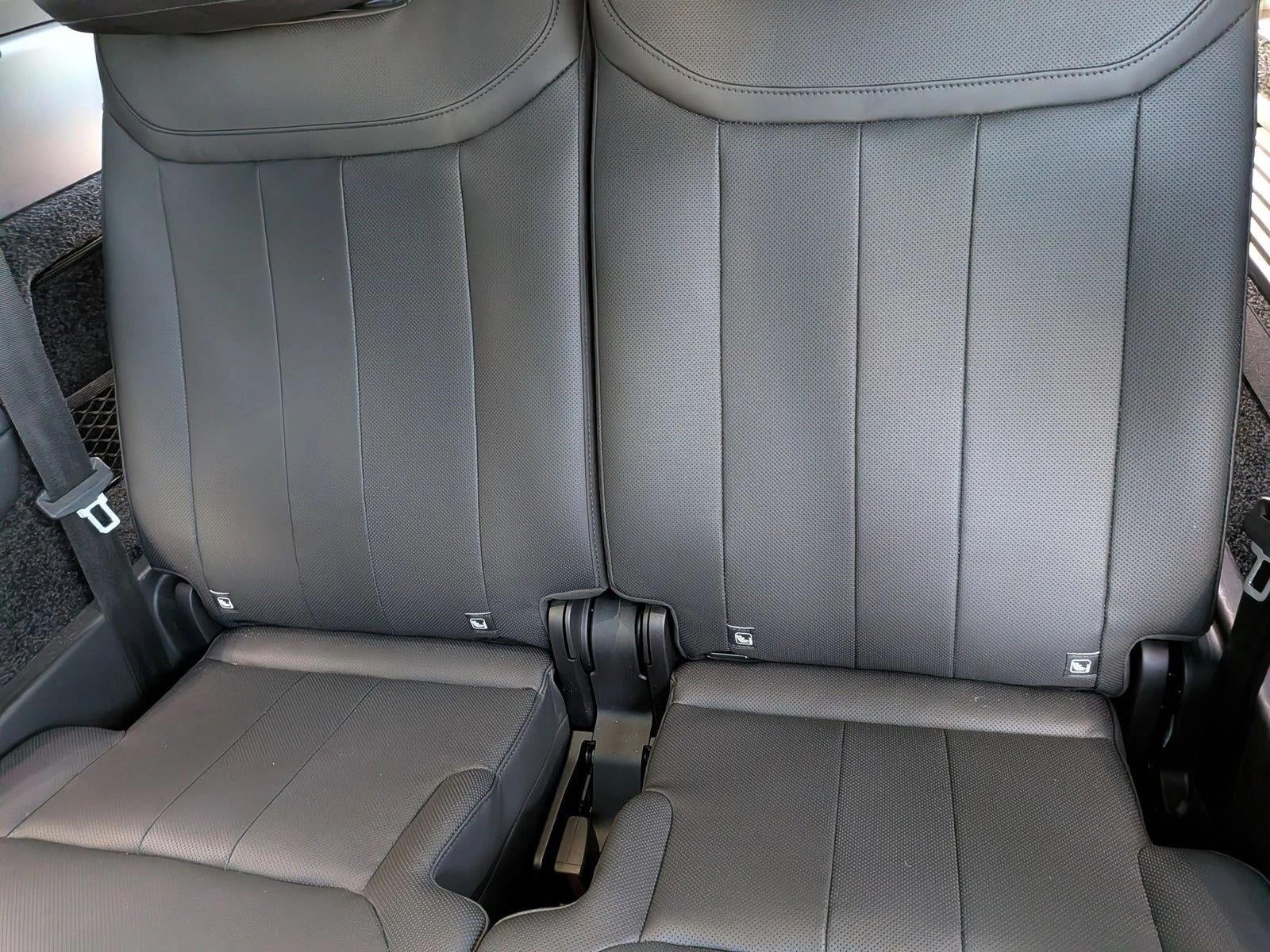 2025 Land Rover Range Rover P400 SE LWB 7 Seat