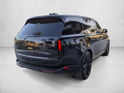 2025 Land Rover Range Rover P400 SE LWB 7 Seat