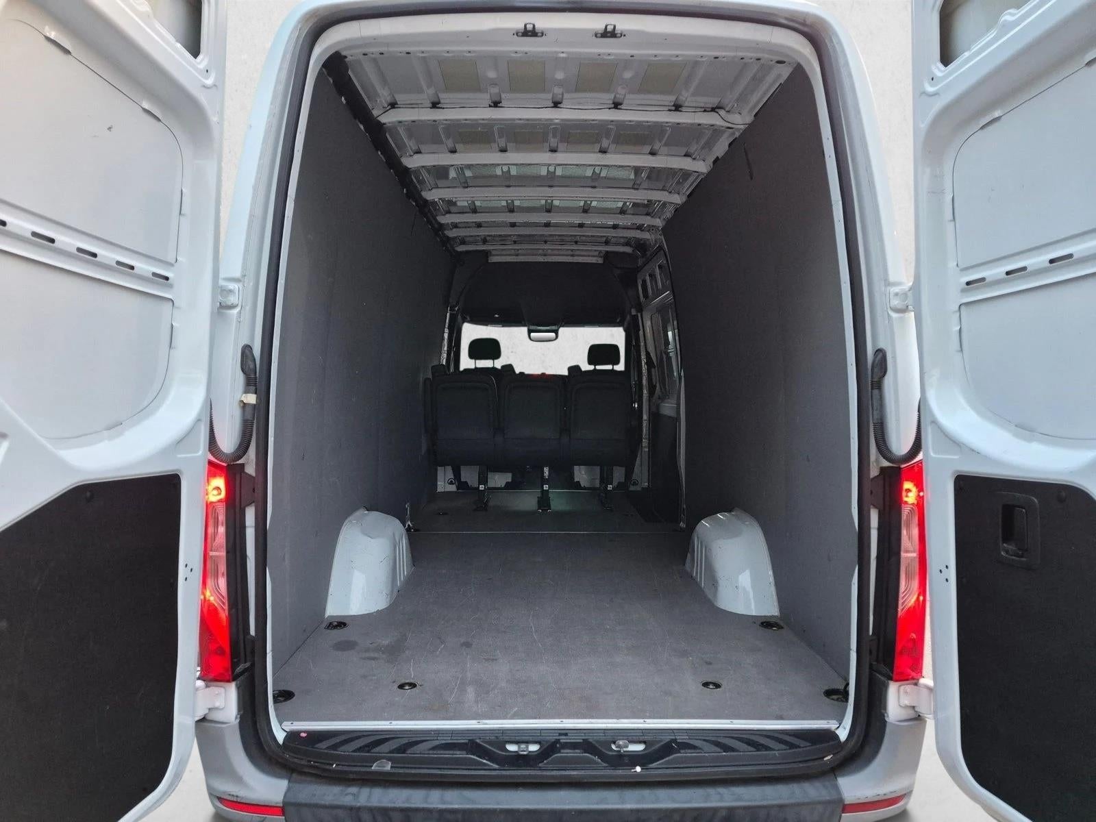 2022 Mercedes-Benz Sprinter Cargo Van 2500 High Roof I4 170" RWD