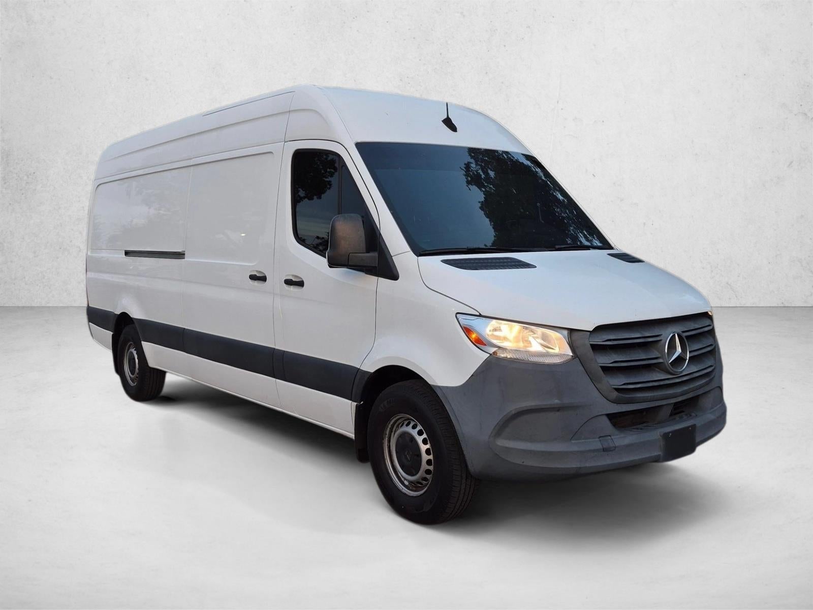 2022 Mercedes-Benz Sprinter Cargo Van 2500 High Roof I4 170" RWD