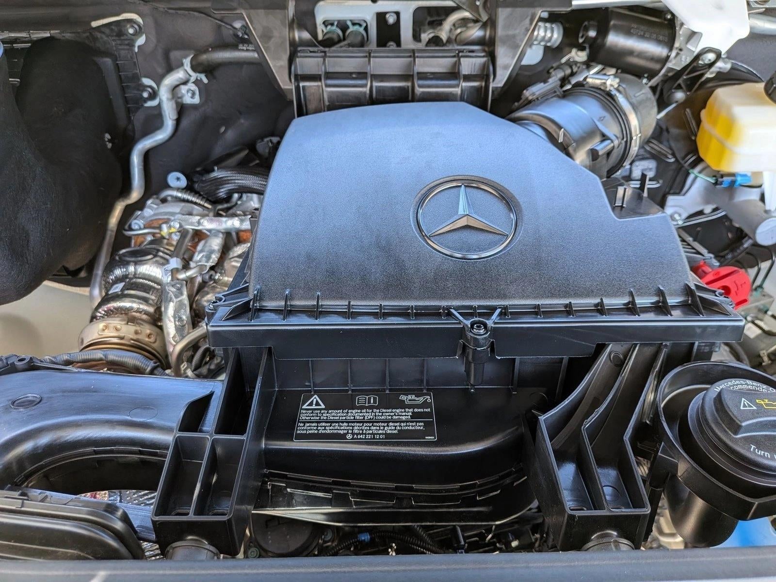 2025 Mercedes-Benz Sprinter Cargo Van 2500 Standard Roof I4 Diesel 144" RWD